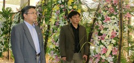 高清图：冯骥才、龚克到王学仲艺术研究所吊唁王学仲先生