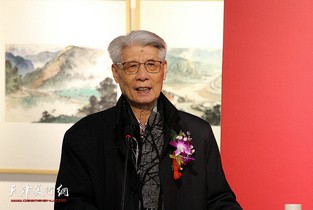 视频：感受写生的力量 “大家讲堂—杨德树作品展”在天津画院青创美术馆举行