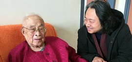 天津画院院长贾广健探望恩师孙其峰先生 送上新春祝福