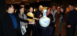 天津企业联合创业促进会参观“天之瓷”陶瓷艺术展