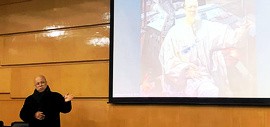 著名油画家王玉琦先生“画家——我的生活”主题讲座在天津美术学院举办