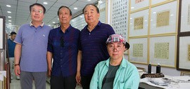 天津华侨画院陈幼白、卢东升、王冠铎走进鼓楼北街鹤艺轩框业开展书画交流