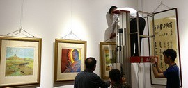 “侨界三友”王冠峰、陈幼白、卢东升书画展布展中 即将亮相西洋美术馆