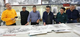 书画大咖做客皮志刚艺术工作室“居远山房”观摩其山水新作