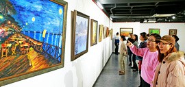 “迎新年贺新春”天津群艺油画沙龙优秀作品展在天津市群众艺术馆展厅开幕
