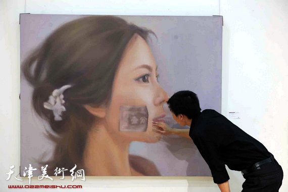 天津大港美术馆举办首个宋庄艺术家郝志强个展