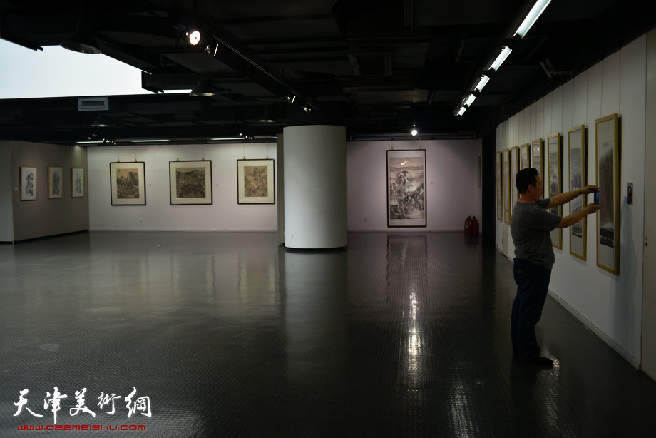 天津美术学院中国画系2013届本科毕业生作品展。