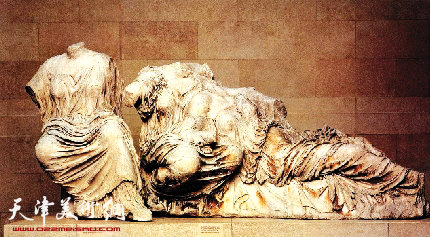 三女神 大理石 公元前449年-前400年 现藏伦敦不列颠博物馆