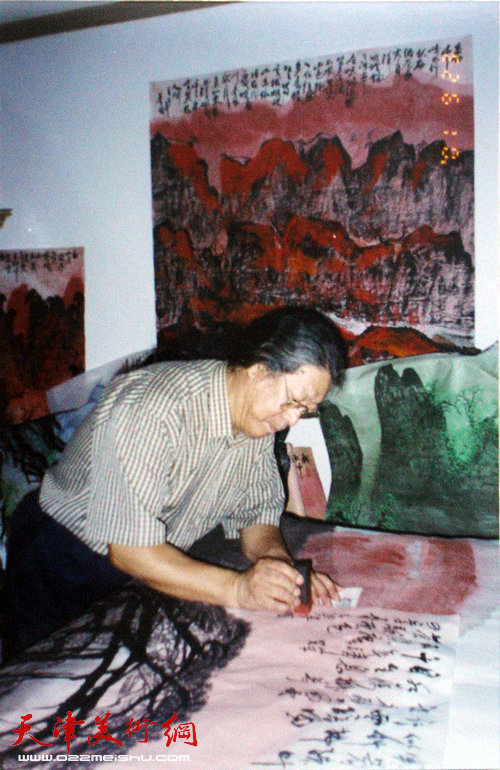 天津著名画家史春坡生前工作照