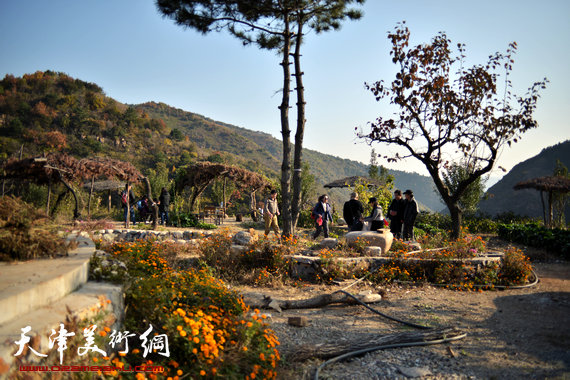 天津市蓟县石龙峡风景名胜区云顶山庄游客缤纷