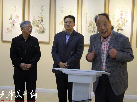 青州书画界泰斗级人物刘杰先生祝贺画展成功举行