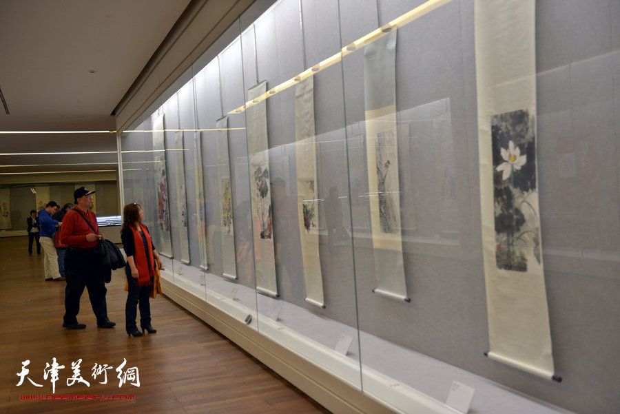 天津美术馆举办“红色经典—馆藏20世纪中国画展”