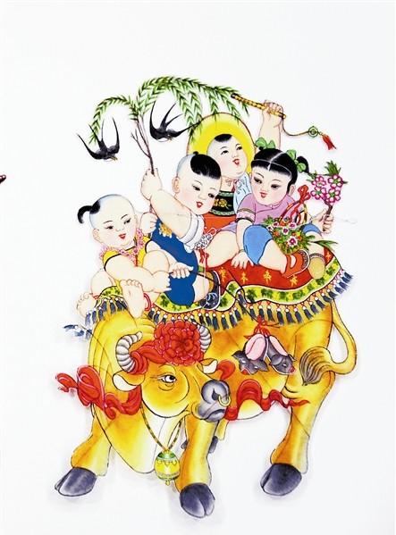 金奖作品——天津市马捷如的《不对称型风筝系列》。