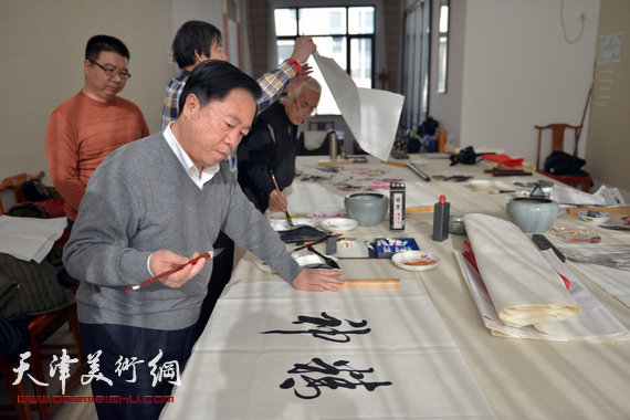 天津师大画院与天津美术网开展迎新春书画交流活动