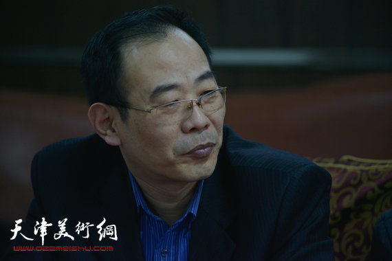 2014年新春艺术界座谈会召开,霍春阳等书画家出席。图为卞昭宏。