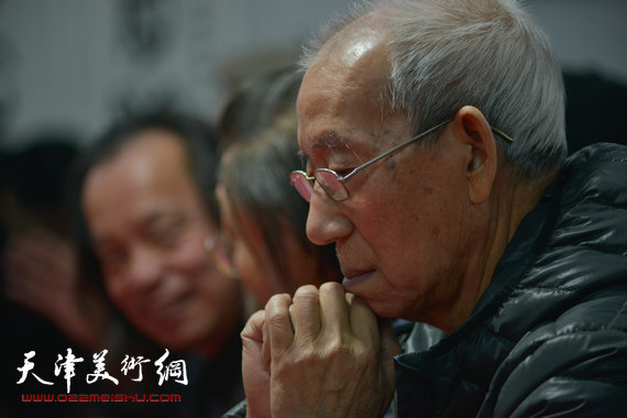 2014年新春艺术界座谈会召开,霍春阳等书画家出席。图为孙芳。