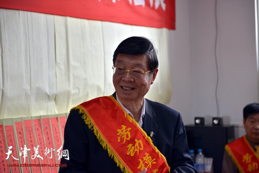 主办单位领导代表抗衰老学会理事长王鸿林讲话