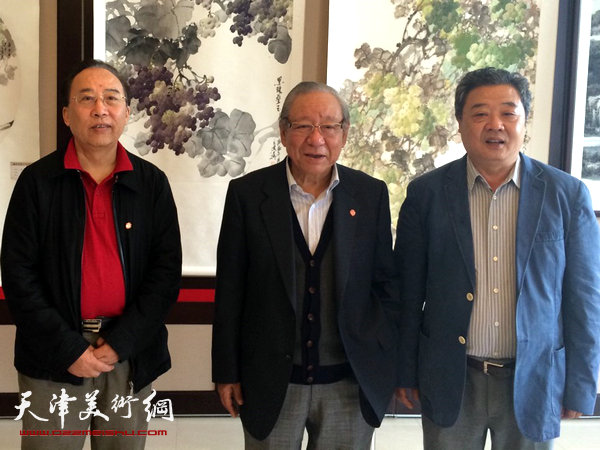 王其华教授与著名画家杜滋龄、中国美协创作培训中心教授刘怀山。