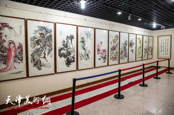 两岸四地中国书画展在潮州丹木美术馆开幕，图为展出的作品。