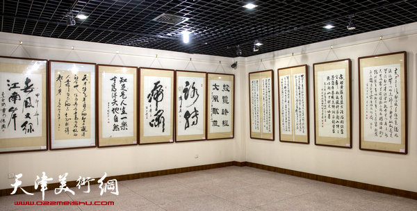 两岸四地中国书画展在潮州丹木美术馆开幕，图为展出的作品。