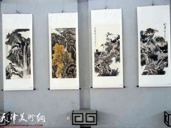 图为展出的作品。