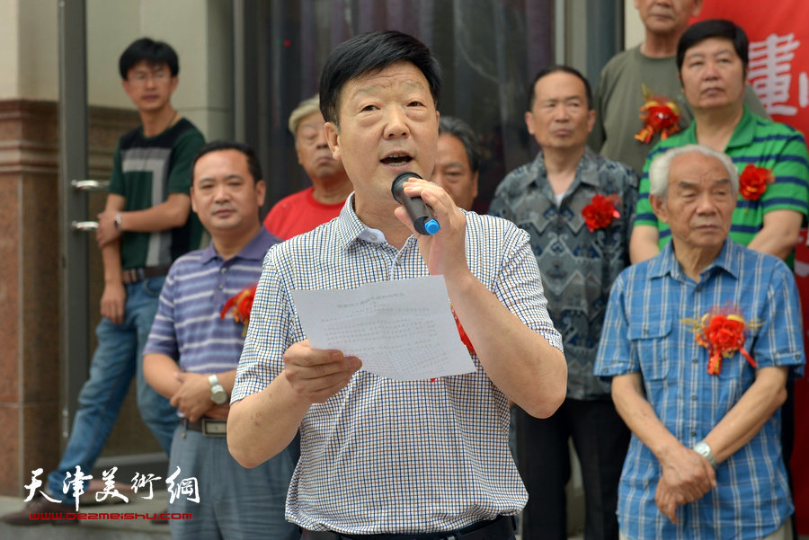 “津沽风韵书画展”22日在古城保定勐之郎艺术馆举行。