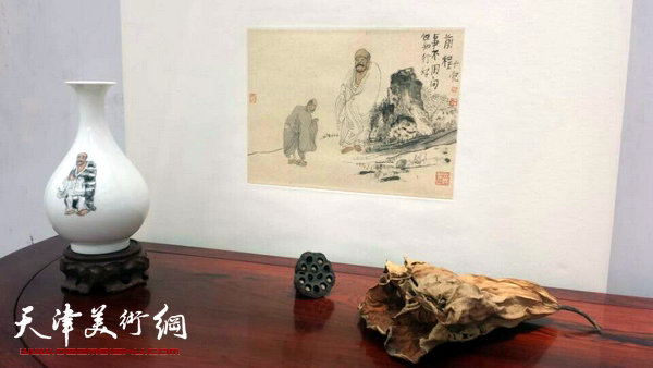 隋牟作品展6月24日在滨海新区开幕,图为展览现场。