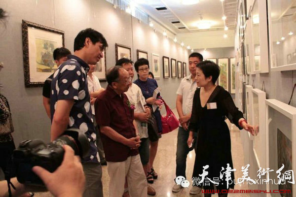 朴墨心画艺术展26日在北京民族文化宫开幕。