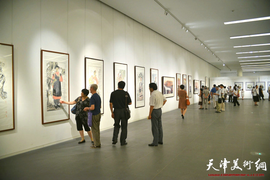 庆“八一” 军旅书画家作品展在天津美术馆开展