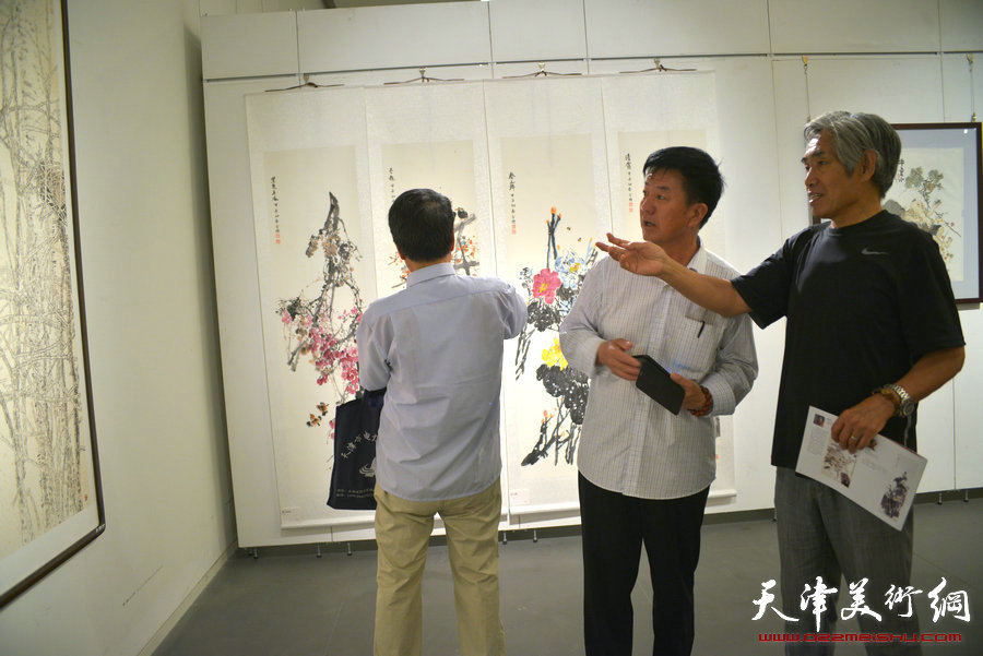 庆“八一” 军旅书画家作品展在天津美术馆开展