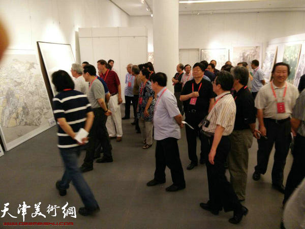 第十二届全国美展中国画展区复评工作会现场。