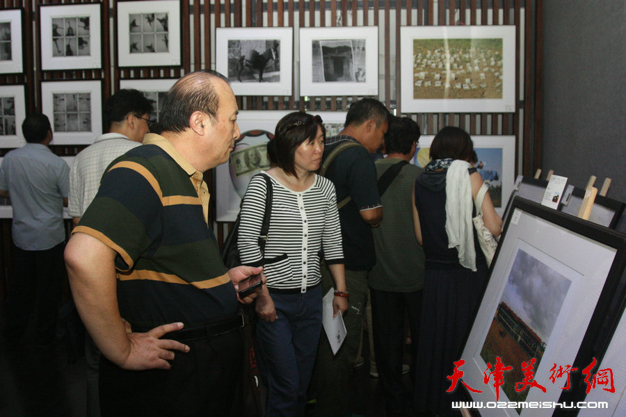 “本·源 天津当代摄影、绘画艺术展”在智慧山艺术中心开展