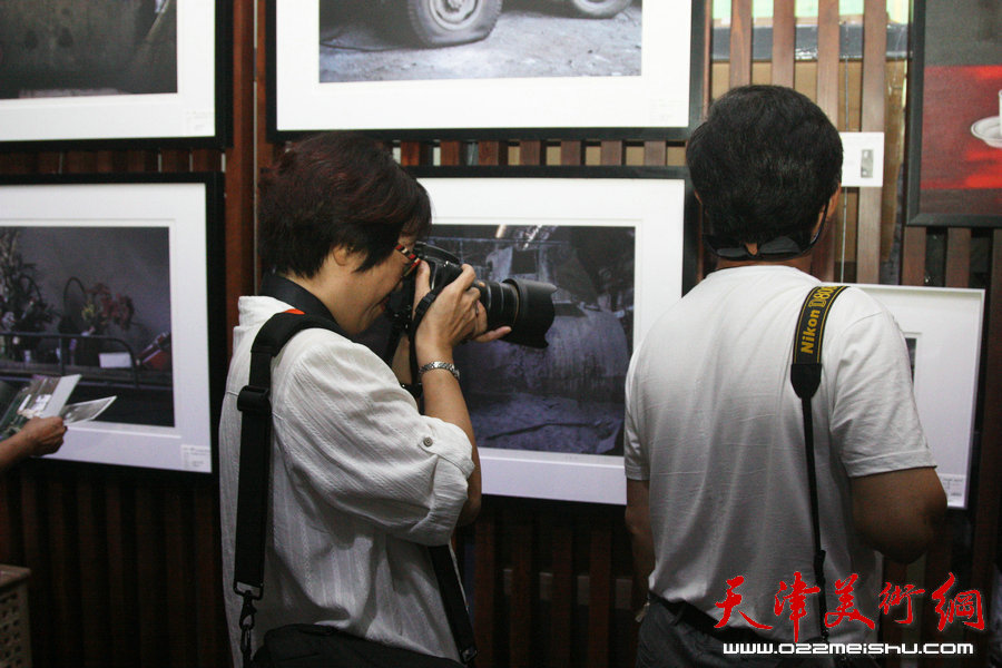 “本·源 天津当代摄影、绘画艺术展”在智慧山艺术中心开展