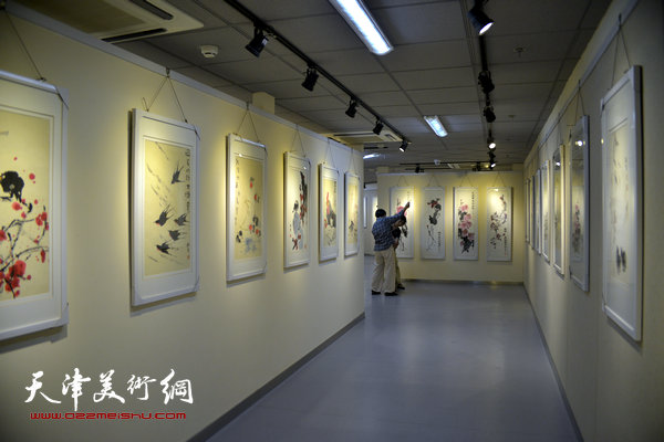 “法外求化——王俊生大写意画展”布展现场。