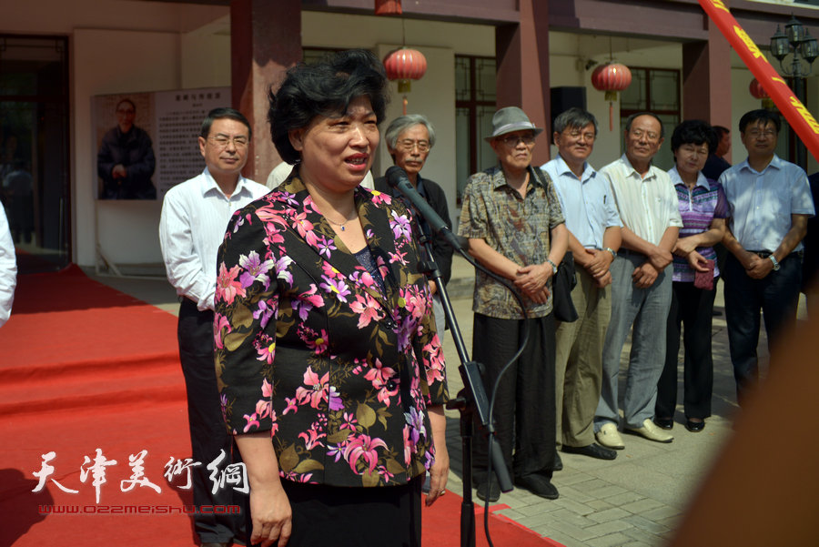 中共红桥区委书记张泉芬致辞并宣布活动开幕。