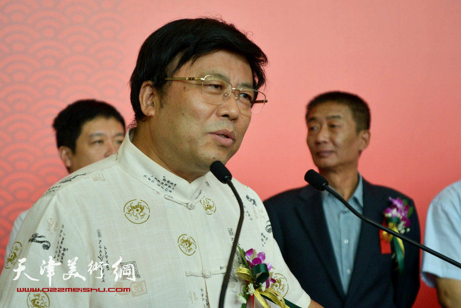 “中国梦·翰墨缘”五画院联展在天津博物馆展出，图为
