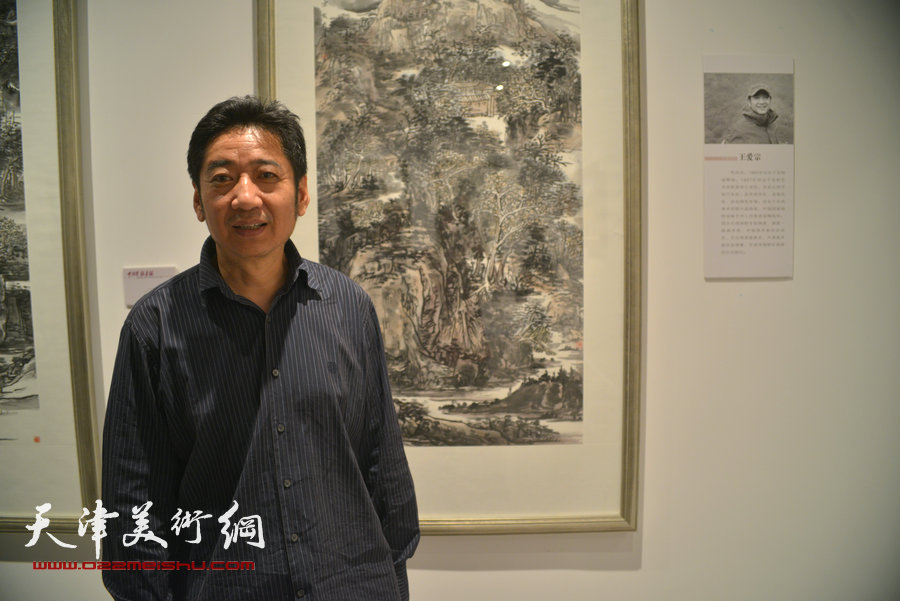 “中国梦·翰墨缘”五画院联展在天津博物馆展出，图为