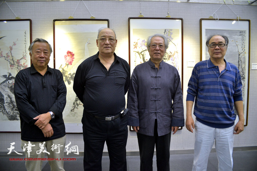 “贾、史、阮、郭”天津花鸟四家画展在天津图书馆举行，图为