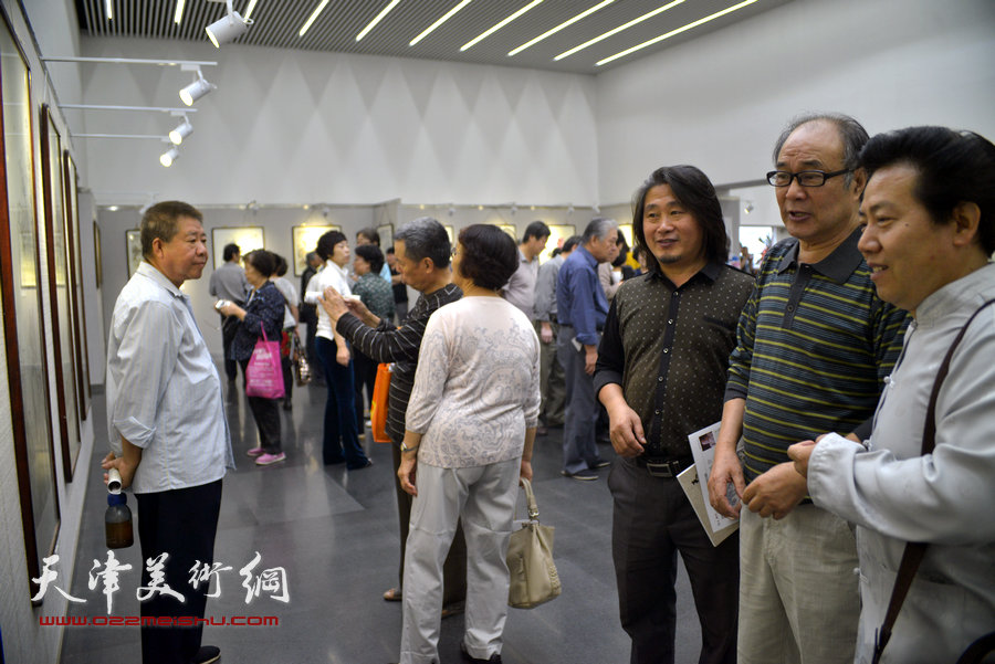 “贾、史、阮、郭”天津花鸟四家画展在天津图书馆举行，图为