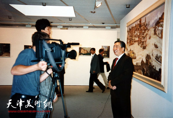 邓家驹1996年在联合国举办的画展上