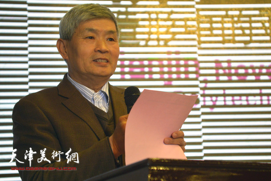 ANBD亚洲联盟超越设计展天津事务局理事长郭津生宣读获奖名单。