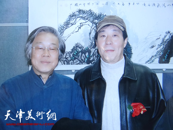 张亚光和陈冬至（左）在一起