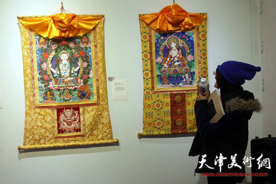 神·韵—唐卡珍品展在天津高新区智慧山艺术中心开展，图为展览现场。