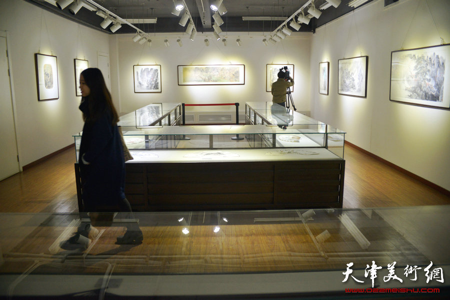 李旭飞2015年山水作品展