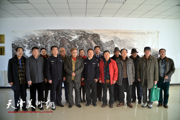 天津市部分书画家2月4日来到李港监狱进行帮教慰问