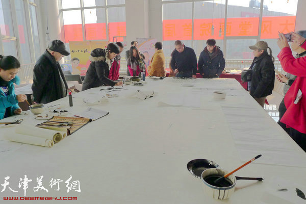 2015·天津市政协之友迎春书画邀请展2月14日开幕，图为笔会