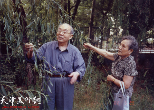 夏明远和夫人朱静馨在天津