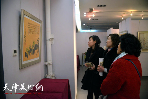 纪念范闻泽—天津美院女同学会作品联展在天美时代举行
