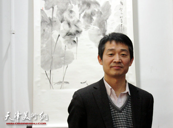 “水墨语境·书法国画十人展”在天津西洋美术馆开幕，图为