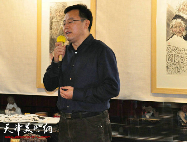 图为天津画院党组书记张桂元致辞。